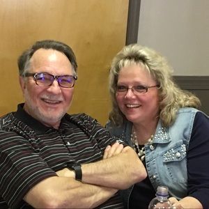 Meet your Posher, Debbie